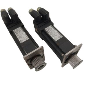 MCS06I60-RS0B0-B11N-ST5S00N-R0SU Servomoteur LENZE